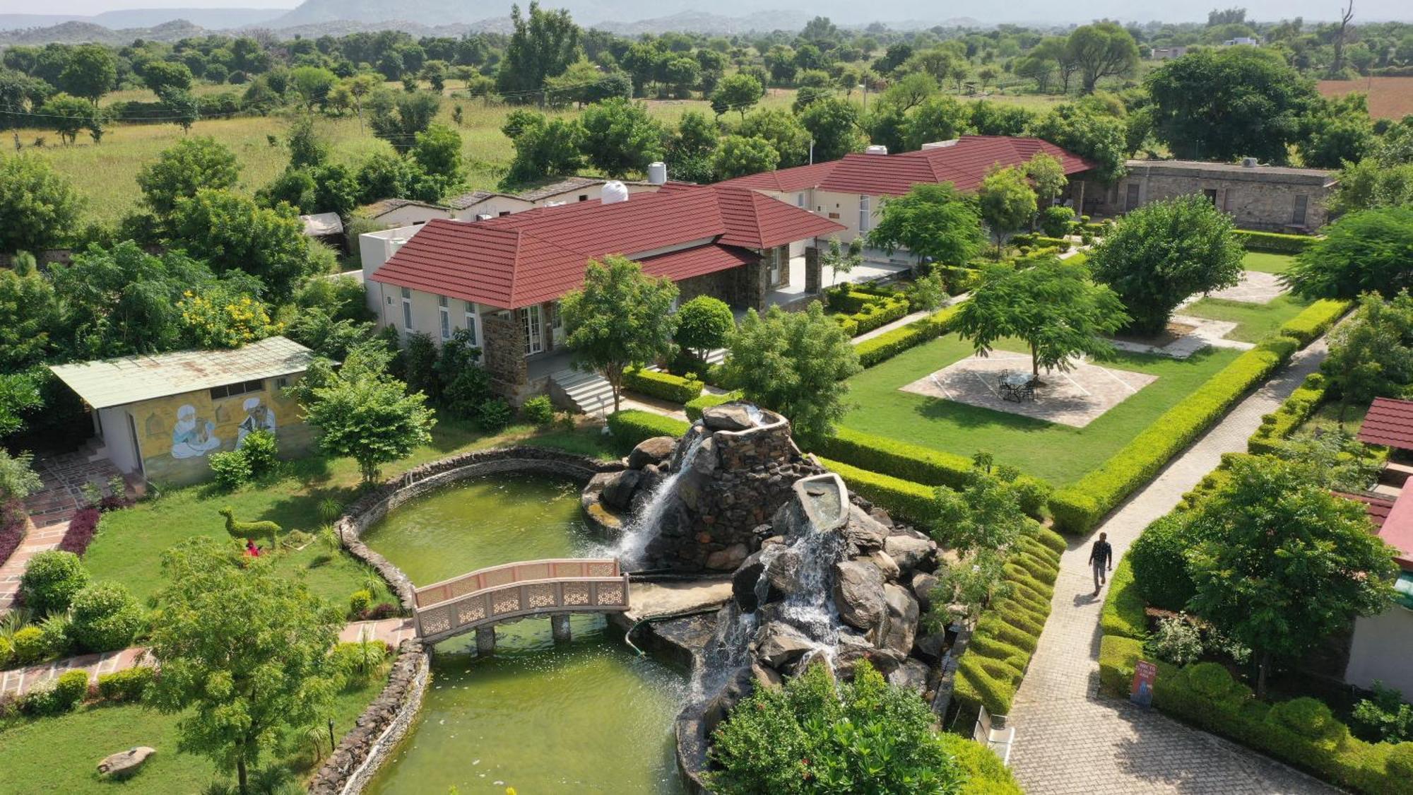 Astroport Sariska Treetop By Eight Continents Tehla Eksteriør bilde