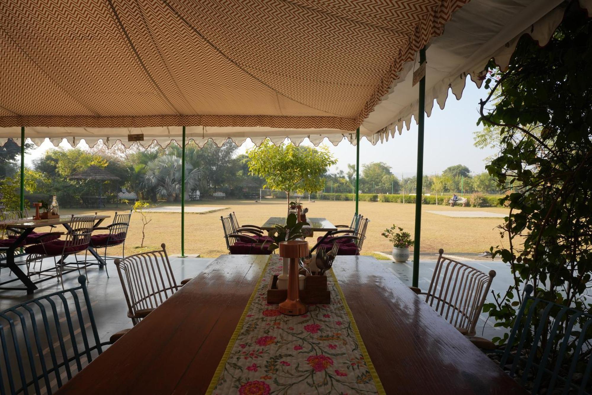Astroport Sariska Treetop By Eight Continents Tehla Eksteriør bilde