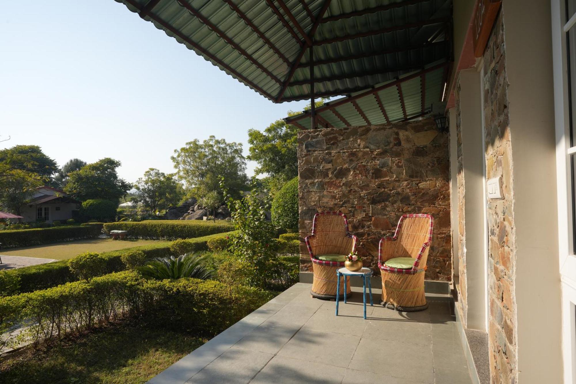 Astroport Sariska Treetop By Eight Continents Tehla Eksteriør bilde